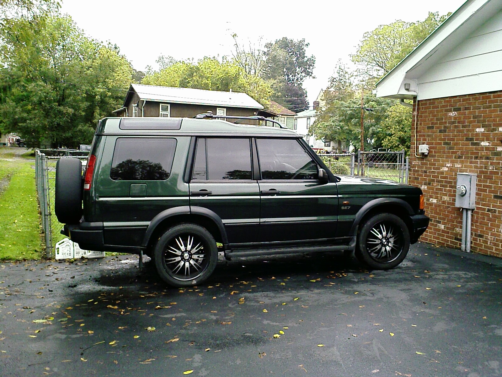 Дискавери 2.7 отзывы. Land Rover Discovery 2 2001. Ленд Ровер Дискавери 2001. Ленд Ровер Дискавери 2 1998. Land Rover Discovery 2 салон.