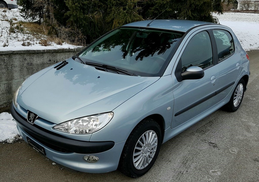 Auto occasion Peugeot 206 206 1.4 Look Bleu Valais