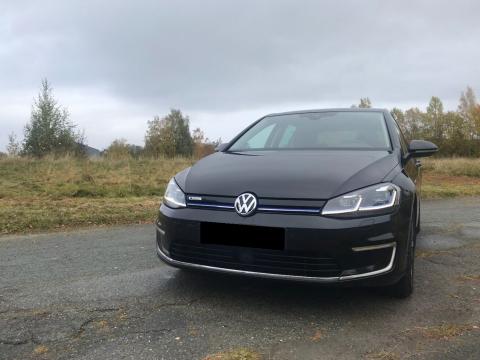 Volkswagen E-Golf  Noire