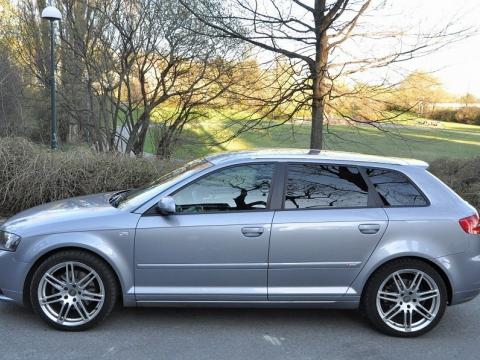 Audi A3 2.0TDI QUATTRO Gris