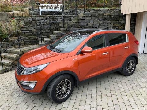 Kia Kia Sportage SPORTAGE Kia Sportage SPORTAGE Orange