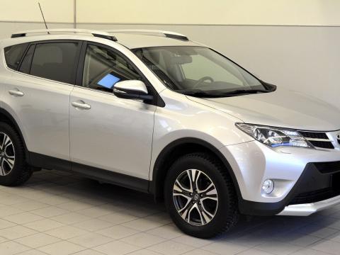 Toyota (Toyota RAV4 2,0 D-4D 4WD Active Style diesel) (Toyota RAV4 2,0 D-4D 4WD Active Style diesel) Gris