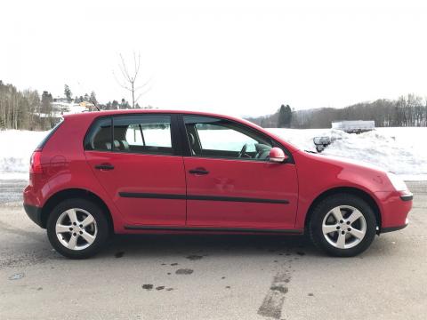 Volkswagen Volkswagen Golf 2.0 Diesel 140Ch Volkswagen Golf 2.0 Rouge