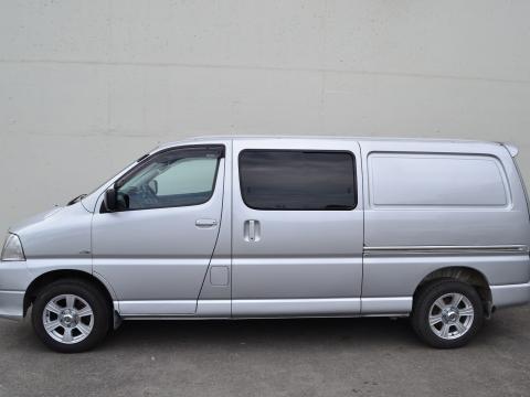 Toyota Hiace Utilitaire  Gris