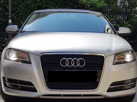 Audi A3 1.6 TDI LED XENON A3 1.6 TDI LED XENON Gris