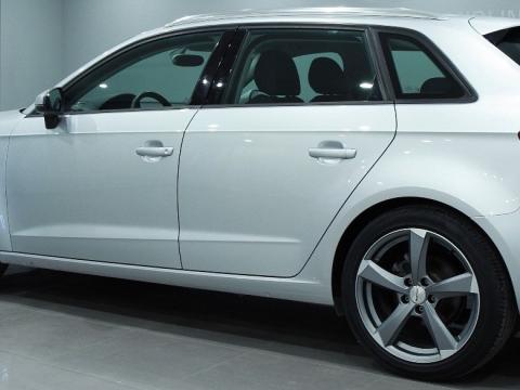 Audi Audi A3 1.6 TDi Diesel Audi A3 1.6 TDi  Gris