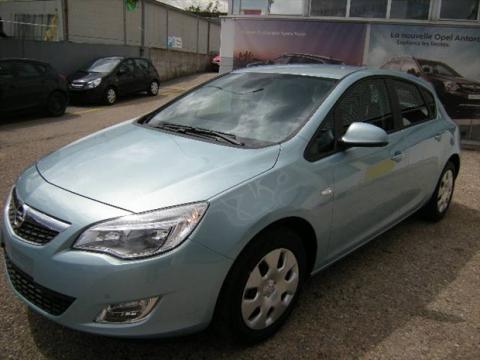 Opel Astra 1.6 Eco Tec Enjoy (limousine.)