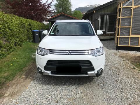 Mitsubishi Mitsubishi Outlander Blanc année 2014 Mitsubishi Outlander