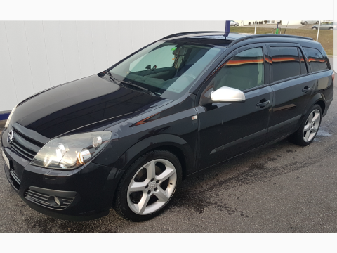 Opel Astra break cosmo 2.0 L turbo essence Noire