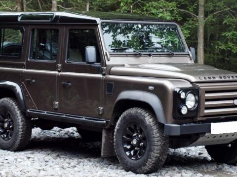 Land Rover DEFENDER