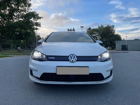 Volkswagen Volkswagen Golf E-GOLF 85KW Blanc