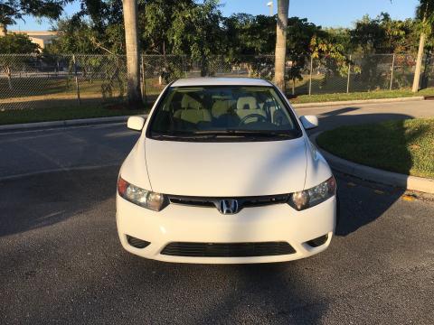 Honda Civic  LX Coupé 2 portes Blanc