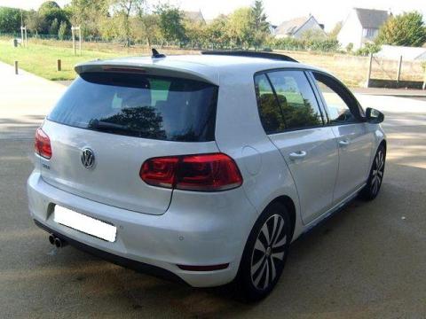 Volkswagen Golf Blanc