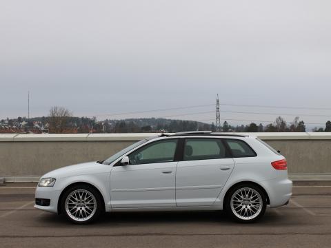 Audi Audi A3 1,6TDI SPORTBACK Audi A3 1,6TDI SPORTBACK Blanc