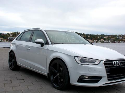 Audi Audi A3 Sportback 2,0 TDI 150ch Ambition Audi A3 Sportback 2,0 TDI Blanc