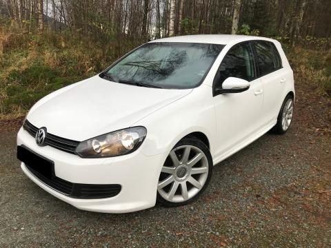 Volkswagen Volkswagen Golf 1,6 TDI  BlueMotion Volkswagen Golf 1,6 TDI  BlueMotion Blanc