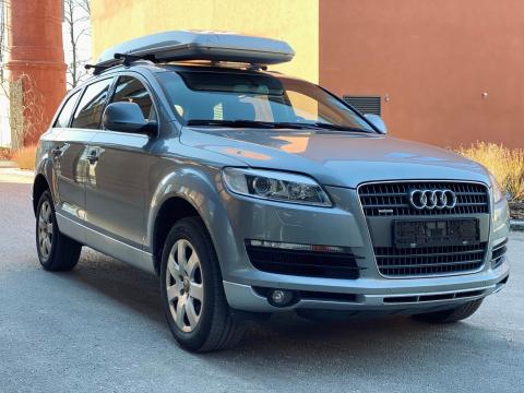 Audi Q7 3.0tdi quattro xenon navi crochet 7 places Gris