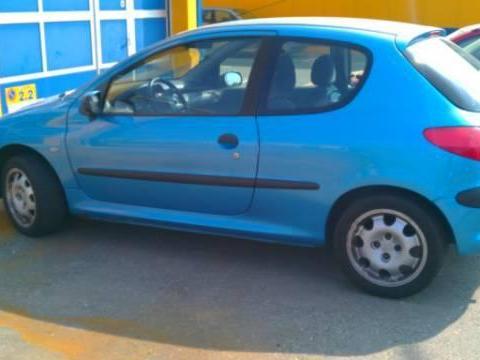 PEUGEOT 206 1.4 XT (limousine)