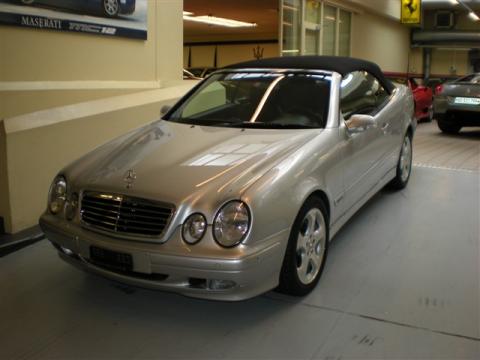 MERCEDES-BENZ CLK 230 K Elégance (cabriolet)