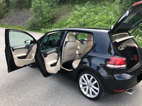 Volkswagen  Volkswagen Golf Tdi diesel  Volkswagen Golf Tdi diesel Noire