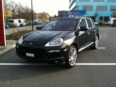 PORSCHE Cayenne Turbo (SUV/tout-terrain)