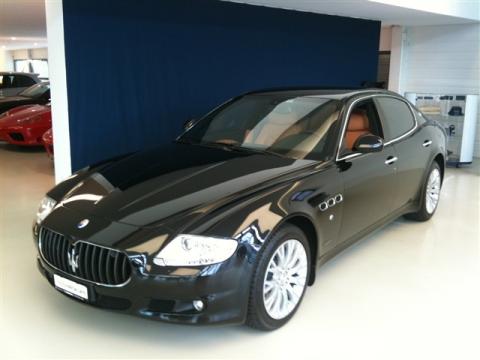 MASERATI Quattroporte 4.2 (limousine)