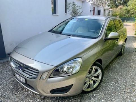 Volvo V60 2.0T Beige