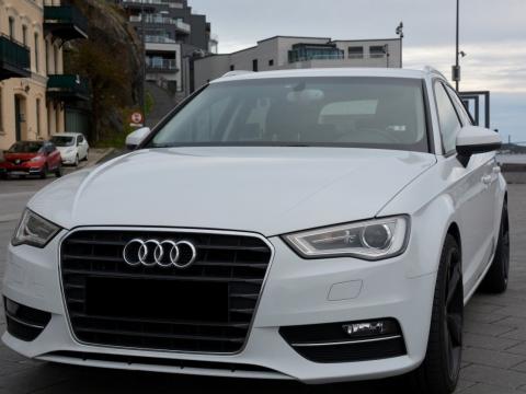 Audi A3  Audi A3 Sportback  2,0 TDI 150hk Ambition Blanc