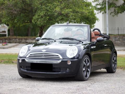 MINI MINI Cabrio Cooper Diesel MINI Cabrio Cooper Diesel Gris