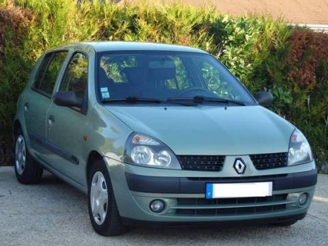 Renault CLIO Gris