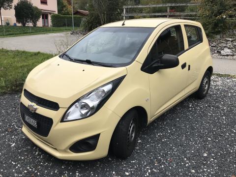 Chevrolet Spark 1.0L Jaune