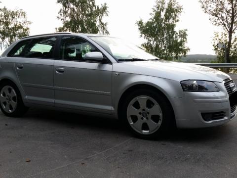 Audi A3 GRIS BERLINE DIESEL  Gris