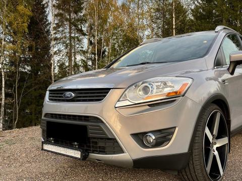 Ford Kuga Gris