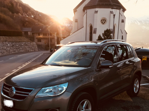 Volkswagen Tiguan VW Tiguan 2.0TDI Gris