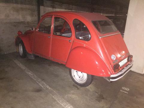 Citroen 2 CV 6 Spéciale 2 CV 6 Spéciale Rouge