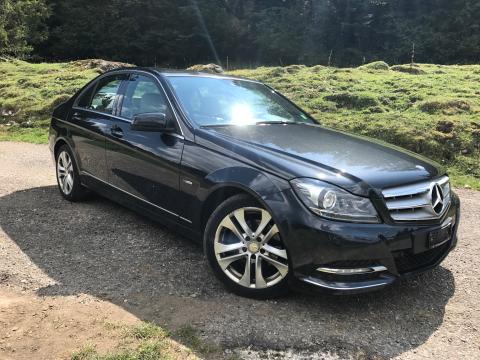 Mercedes-Benz C 250  Blue Efficiency 4 matic 7G-Tronic  Noire