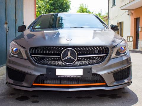 Mercedes-Benz Mercedes-benz CLA 220 OrangeArt Edition Gris