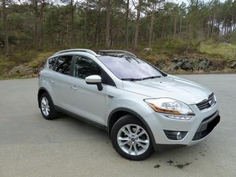 Ford kuga Gris