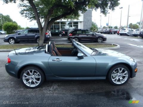 Mazda MX-5 Miata Grand Touring 2013