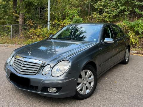 Mercedes-Benz E-Klasse Gris