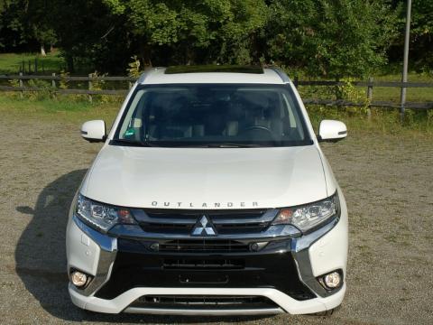 Mitsubishi  Outlander  Mitsubishi Outlander  Blanc