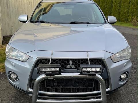 Mitsubishi Outlander Gris