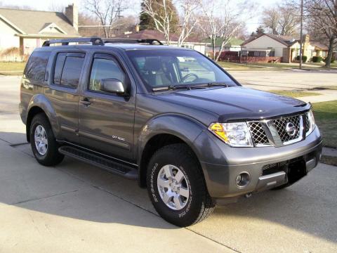 Nissan Pathfinder SE Off Road 2005