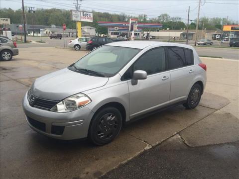 Nissan Versa 1.8 S 2007