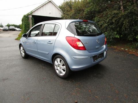 Opel Corsa iv 1.3 cdti 5p   Bleu