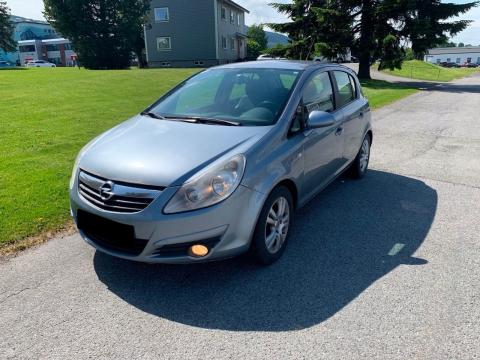 Opel Don de voiture (Opel Corsa Diesel ) Don de voiture (Opel Corsa Diesel ) Gris