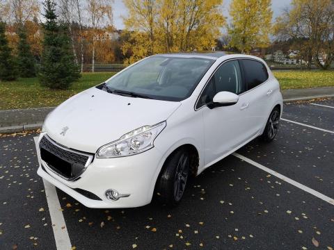 Peugeot P208   Peugeot 208 208 1.6-92 D 2012 Blanc