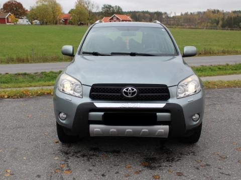 Toyota RAV4 Toyota RAV4 RAV4 2.0-152 4WD 2008.....3.000CHF Gris