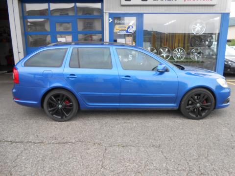 Skoda Octavia 2.0 TDI RS DSG Bleu