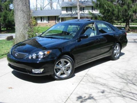 Toyota Camry LE 2003